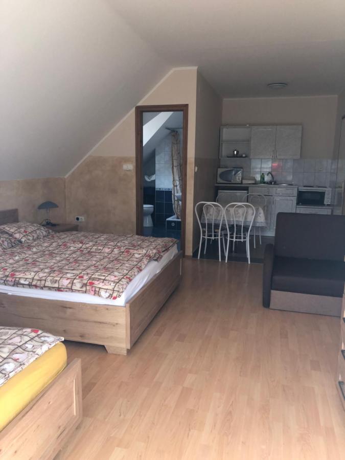 Imre Apartman Hajdúszoboszló Extérieur photo