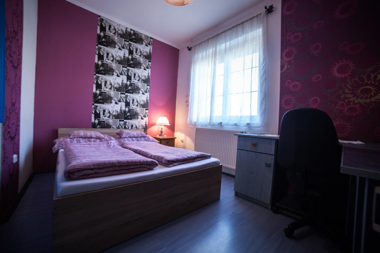 Imre Apartman Hajdúszoboszló Extérieur photo